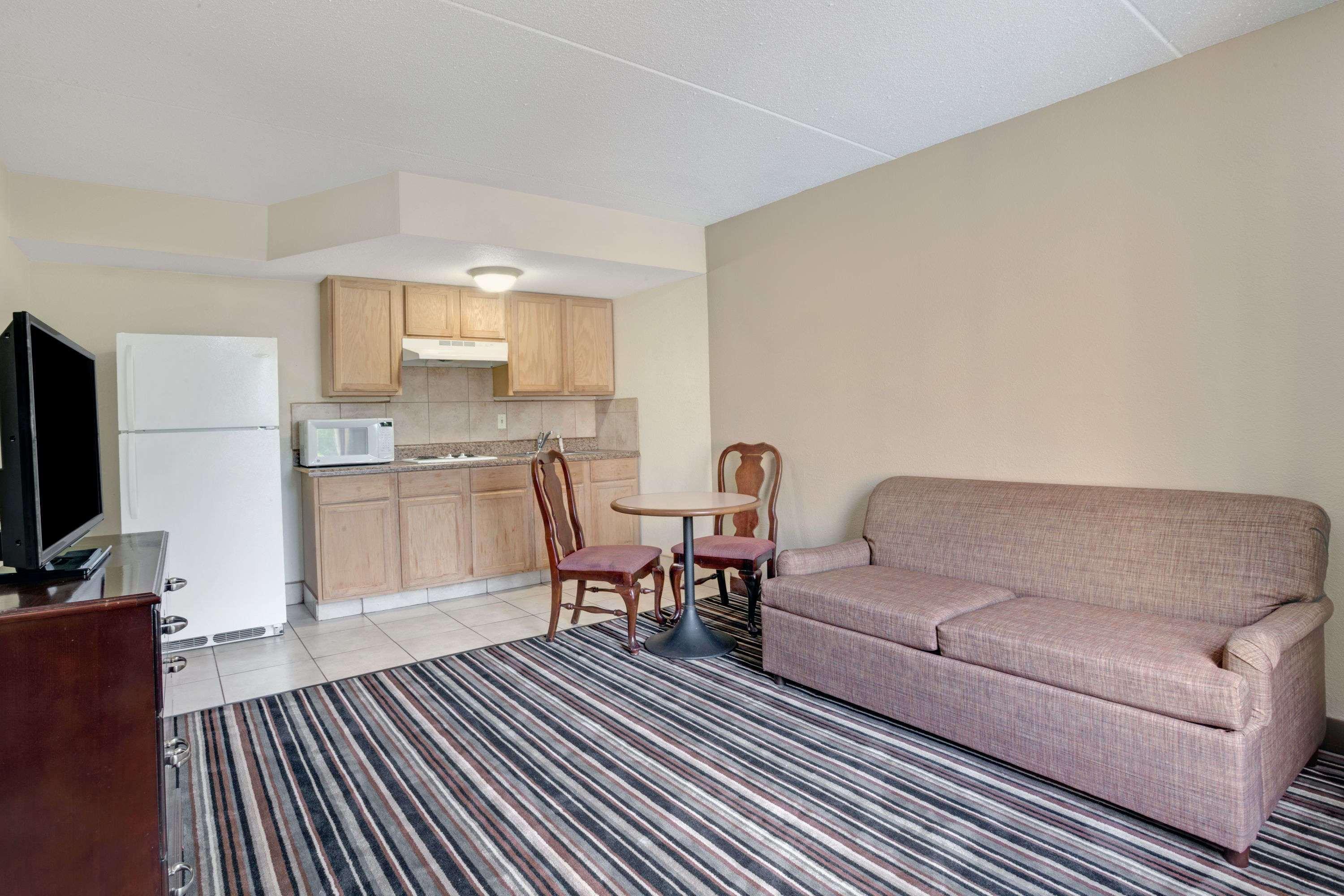 Hotel Wyndham Garden Charlotte Airport Southeast Extérieur photo