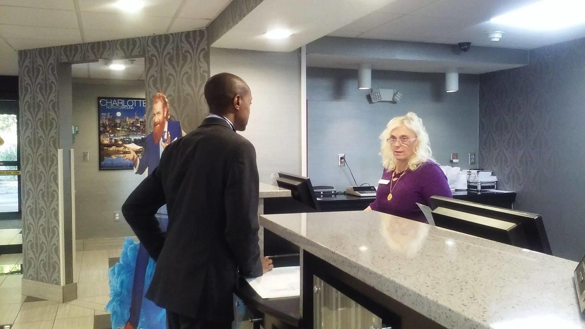 Hotel Wyndham Garden Charlotte Airport Southeast Extérieur photo