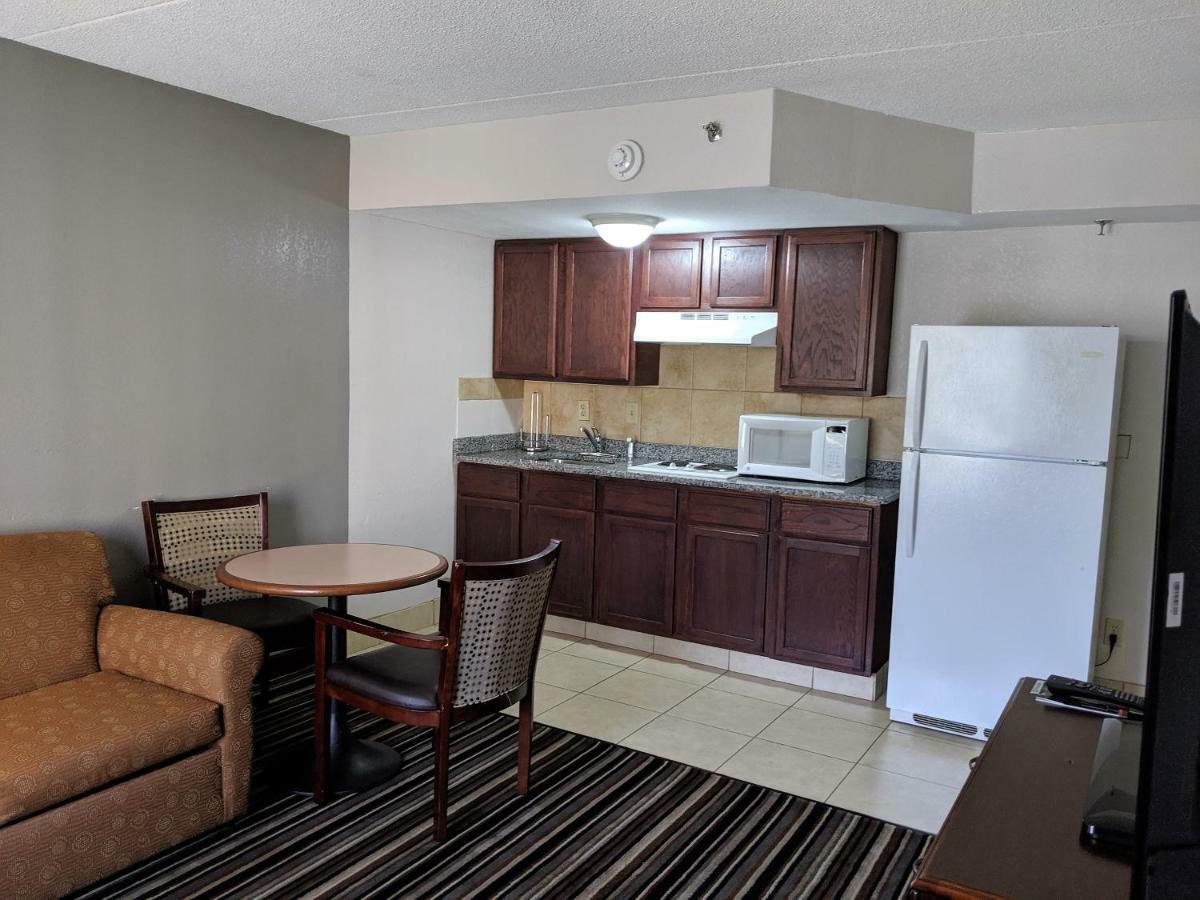Hotel Wyndham Garden Charlotte Airport Southeast Extérieur photo